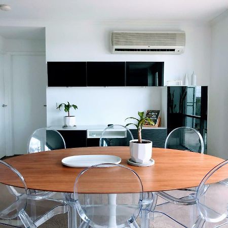Staying Places - The Avenue Canberra Extérieur photo